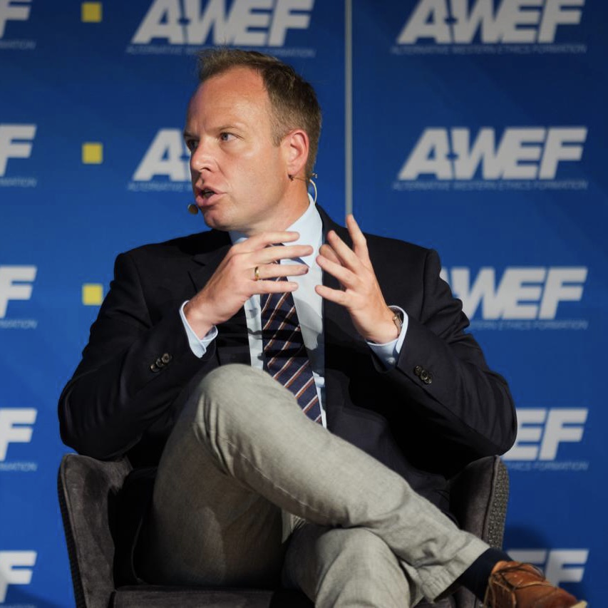 Foto aus 2024. Ich freue mich sehr auf das Jahrestreffen 2025 des Alternativ-WEF. Nicht nur, weil ich dort viele Freunde und Mitstreiter treffe, sondern gerade, weil wir neue Lösungen für die Zukunft entwickeln werden. Zusammenhalt in den kommenden Herausforderungen ist unbedingt