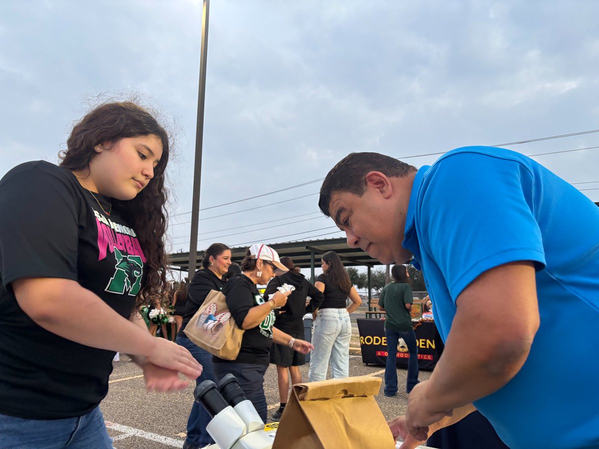 PSJA Memorial Early College High School tweet media