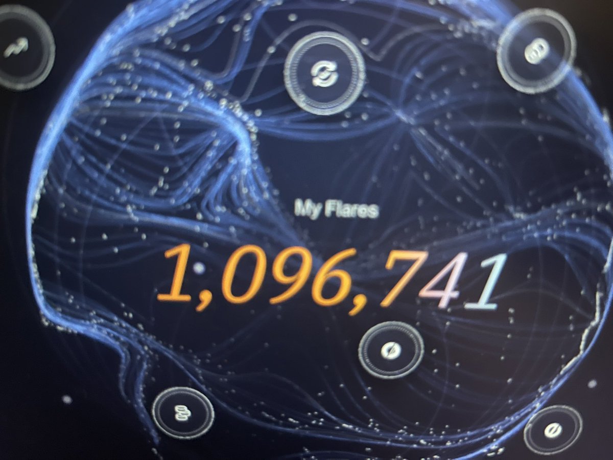 0x_dynamo's tweet image. in just a week +, i went from 2k flares to 1M+ flares on @solsticefi 

i pray it is worth it, i’m not a fan of liquidity farming ngl 

do you wanna know the strategy i used to earn flares?