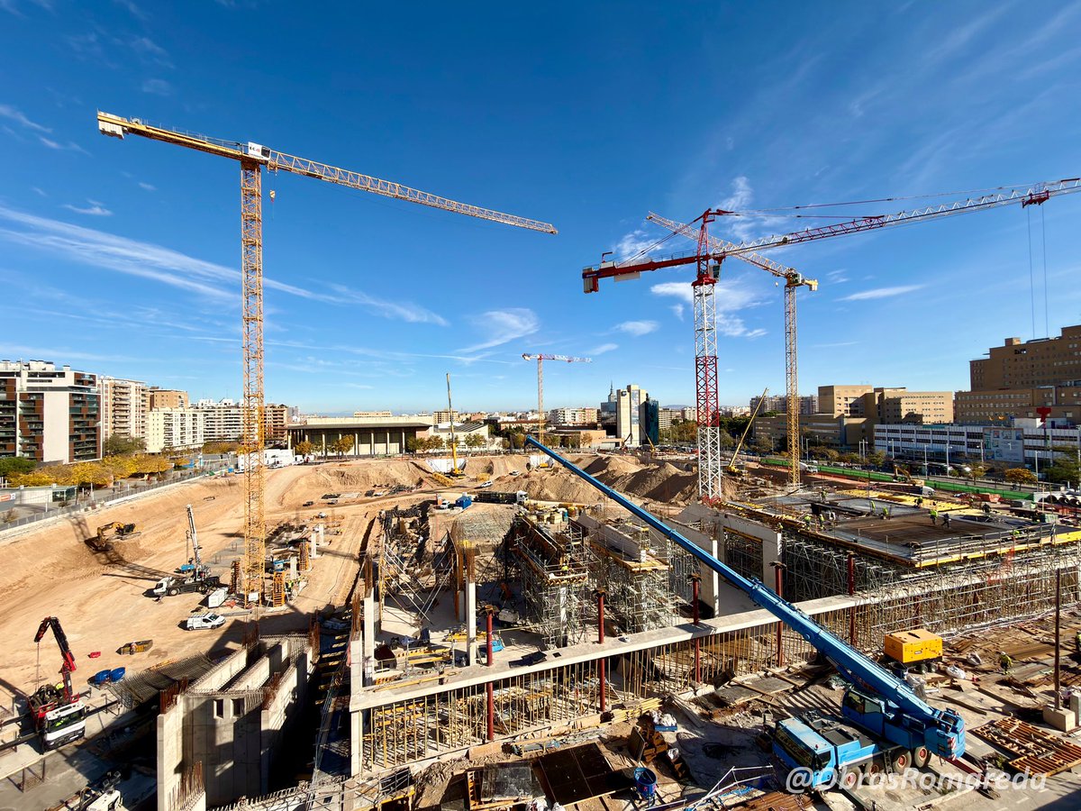 Vamos a por la quinta grúa 🏟️👀