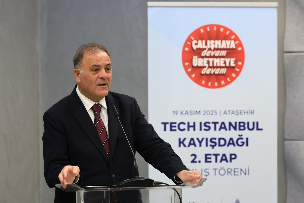 IbbFen's tweet image. Tech Istanbul #Kayışdağı Merkezimizin ikinci etabını tamamlayarak hizmete açtık.

Toplam 3.855 metrekarelik modern alanıyla merkezimiz; geniş ofisleri, eğitim ve atölye sınıflarıyla girişimcilere üretim, gelişim ve iş birliği için güçlü bir ortam sunuyor.

#İBBFEN