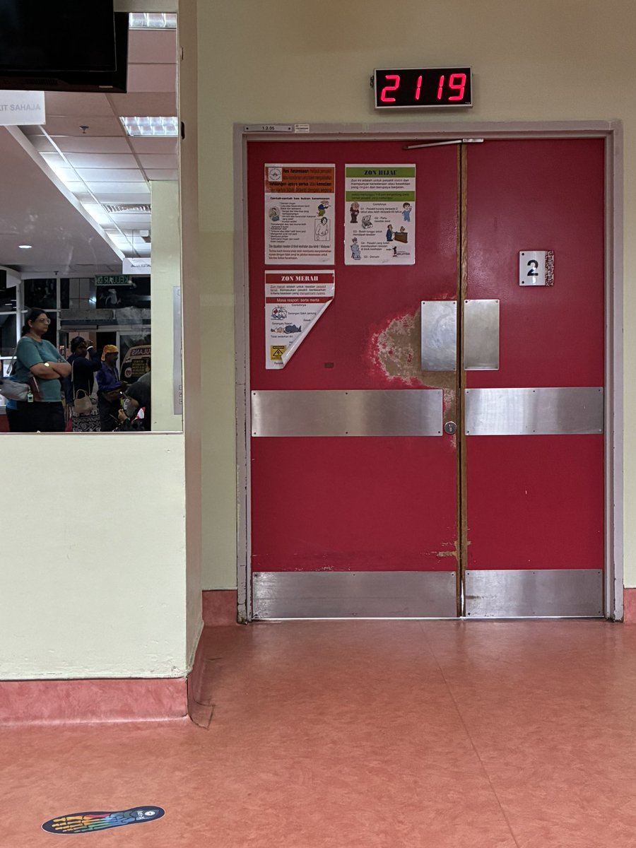 bashrahman's tweet image. Terpaksa datang