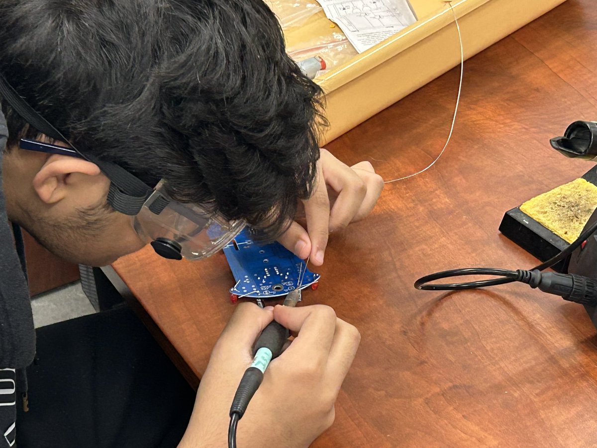 Computer Maintenance classes are learning about circuit boards today and making battery powered cars. Raceday coming soon! <a href="/CHSD94/">Community HS Dist 94</a>