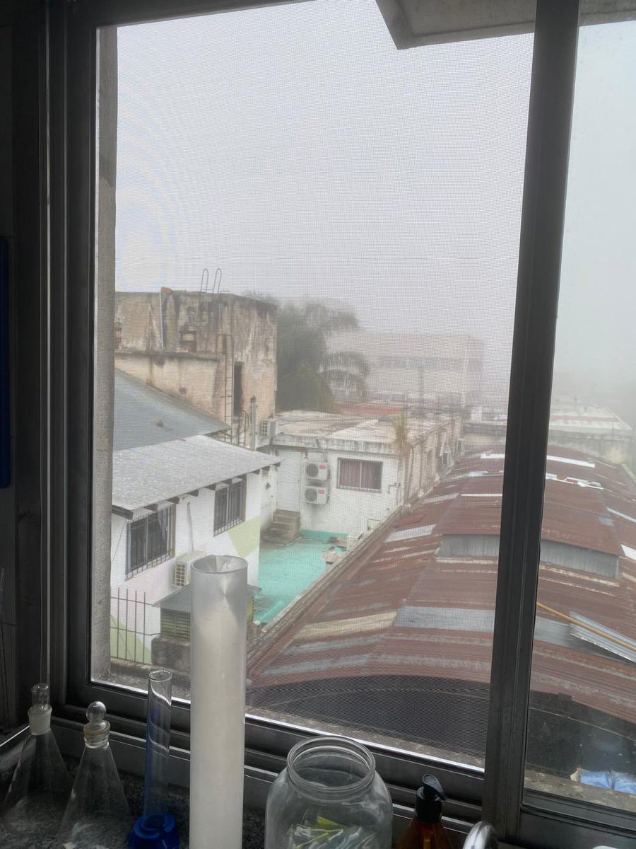 Entrega de proyector y arreglo de ventanas al HOSPITAL ONCOLOGICO de Lanús! 🏥🇱🇻

Gracias a las personas que lo hicieron posible ♥️