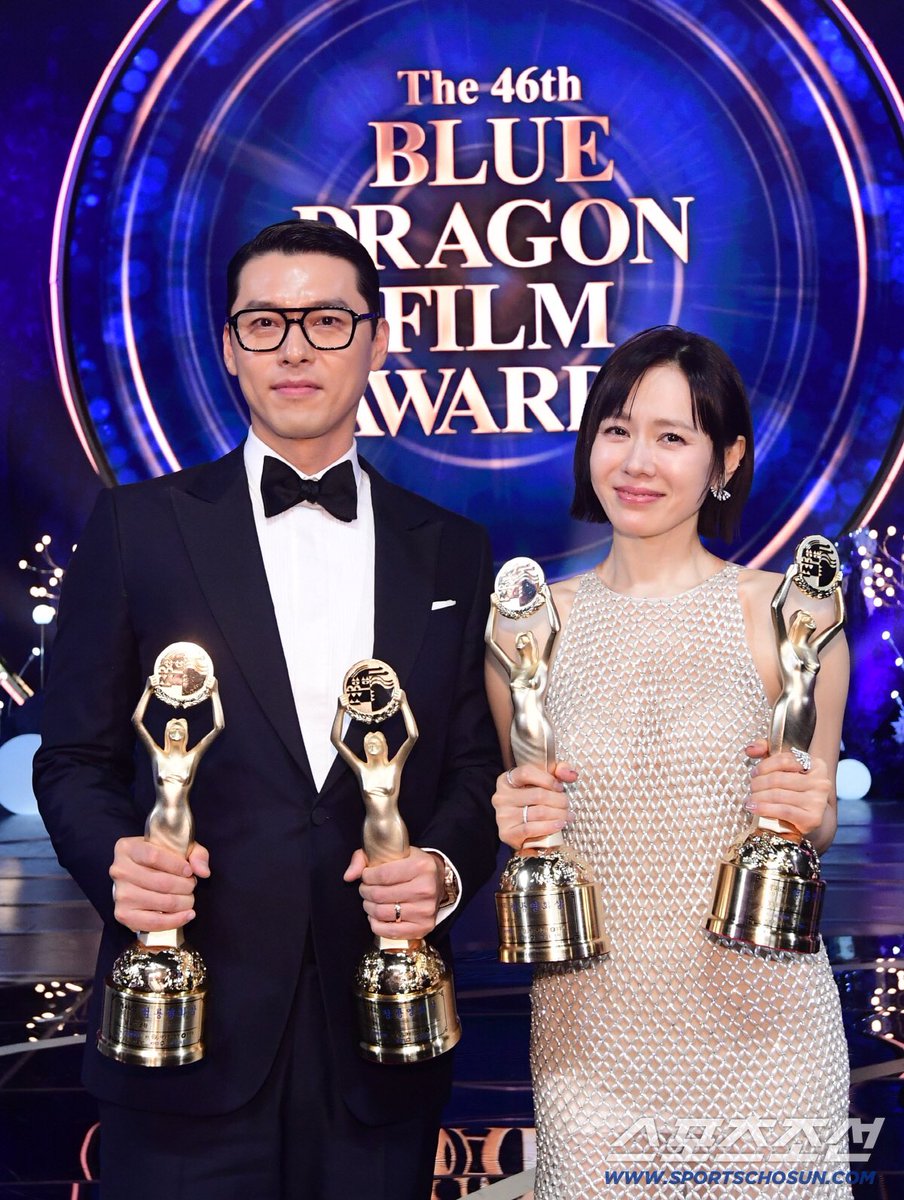 serineblack's tweet image. HYUN BIN AND SON YEJIN WINNING IN LIFE! 🏆