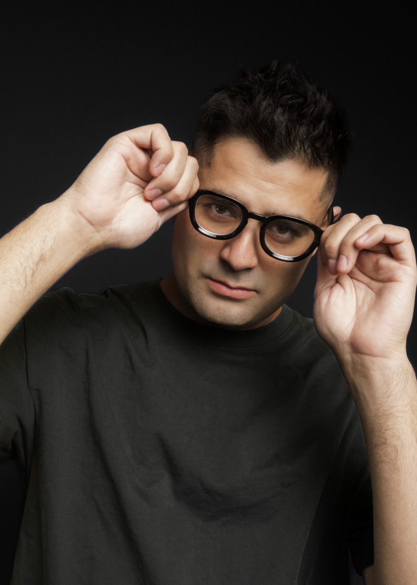 EMASOUND's tweet image. La creatividad empieza donde decides ver diferente.
Y no sé si estás listo para lo que estoy por anunciar. 🙌🏼🔥🙌🏼