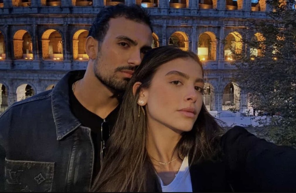 Roy et Noya, un jeune couple d’Israéliens en vacances en Italie, ont été agressés hier soir à Rome après qu'un homme les a entendus parler hébreu dans la rue.

L’individu leur a crié « Free Palestine ! », puis est descendu de son scooter, leur a craché dessus et a frappé Roy au