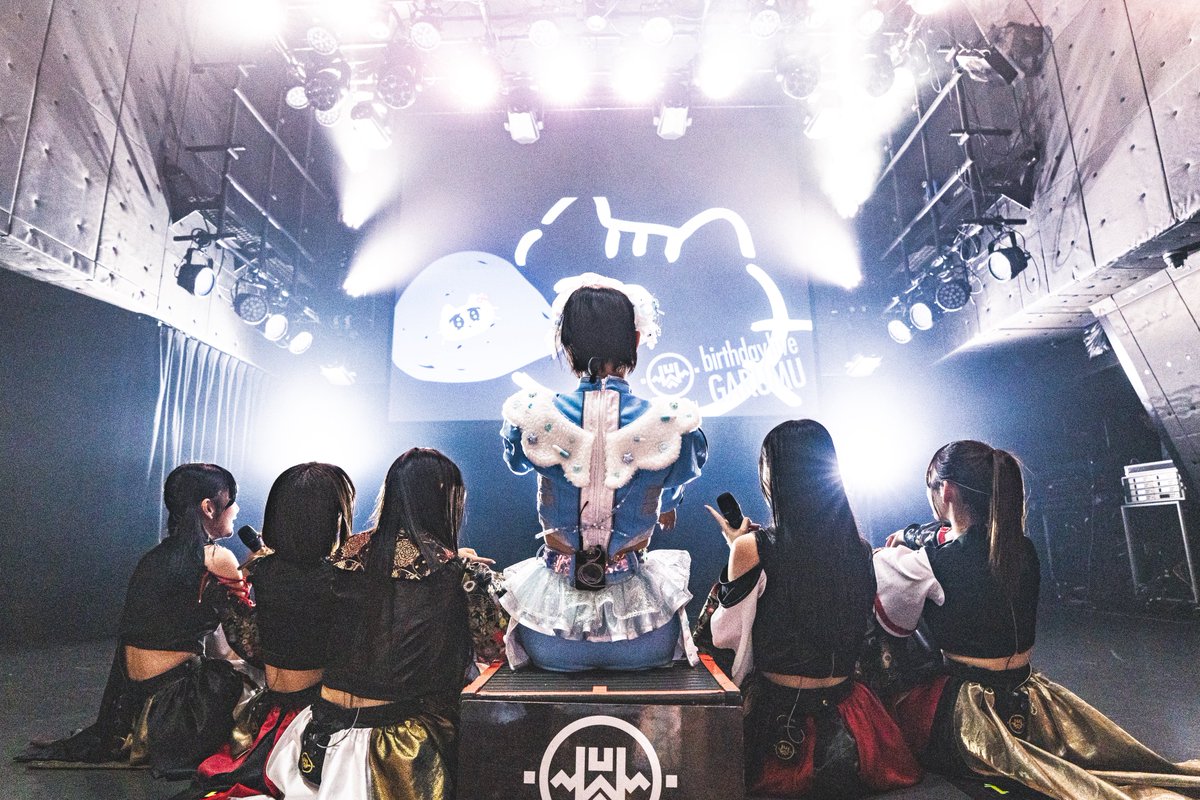 namecocchi's tweet photo. がるむ生誕祭2025🎂

一年で一番大切な日✨World of Unrealから始まるLIVEが至高過ぎました☝️
ネバエン、Axenxionとがるむ生誕ならではのセトリで特大笑顔でした🤩

楽しそうにLIVEする顔や、珍しく涙ぐむ姿にグッと来るものがありました🥲

今年も沢山ご協力ありがとうございました🙇‍♂️ #がみむメモ https://t.co/vN3LxiBTUK