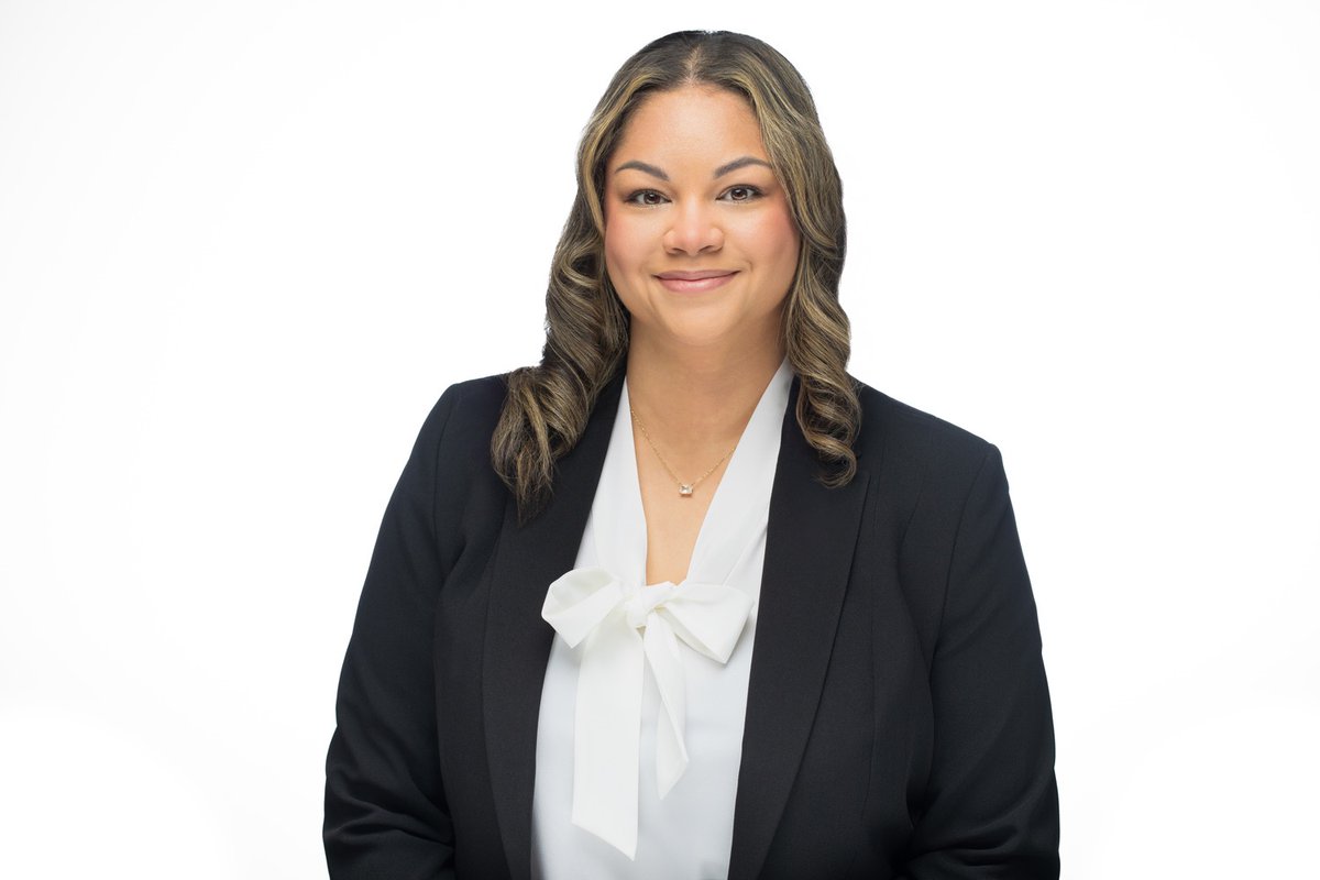 AEF_Program's tweet image. Have you met #EinsteinFellows25 Natasja Brown? 
She&apos;s an educator from Ocean Springs, MS serving @doescience who wears many 🧢. 
🧪Coach with @DOE_SC_NSB 
🏫Taught 7th-Uni
🍎Volunteered for @RedCross and @NatHonorSociety 
 🎙️Co-host for @ORISEconnect 
orise.orau.gov/news/featureca…