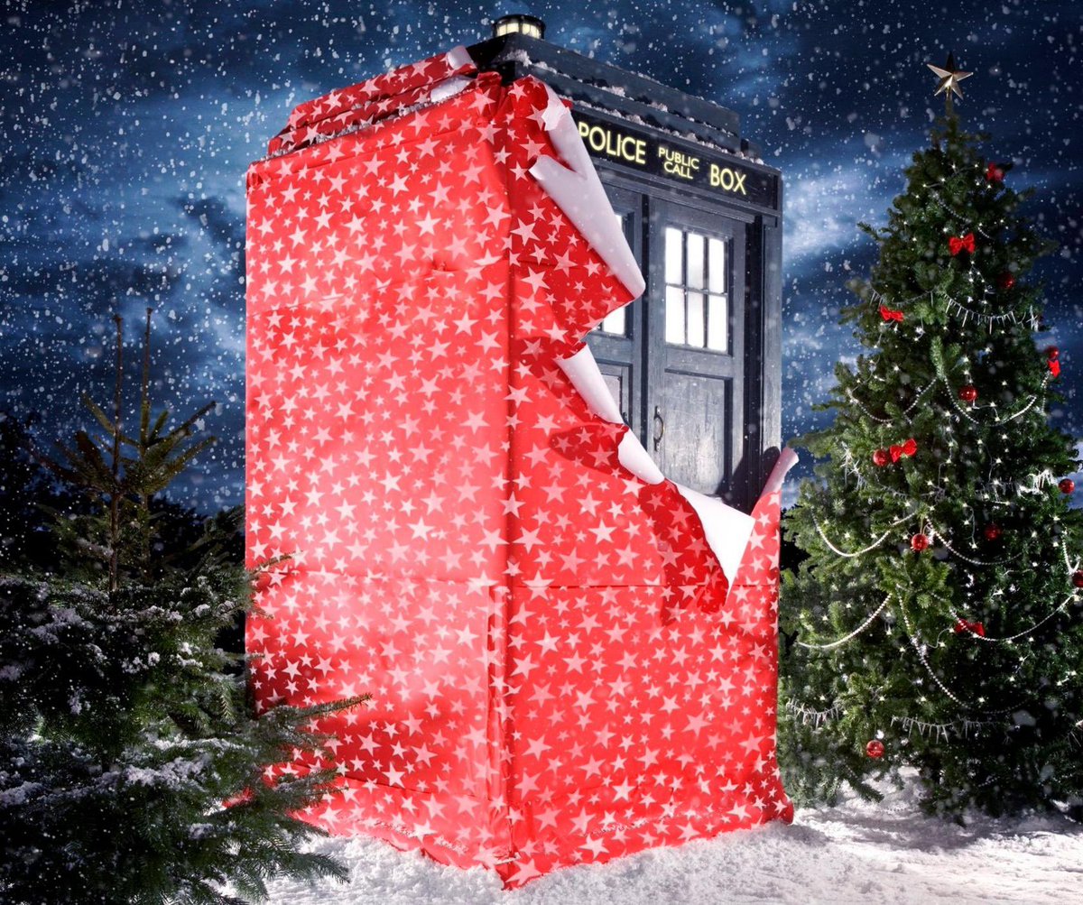 WhovianLife's tweet image. What is everyone’s favourite Doctor Who festive special? whether it’s a Christmas Day episode, or a New Years Day one! #DoctorWho ❤️❤️

For me? It’s probably The Runaway Bride or Eve of The Daleks! 

🎄🎊🎁