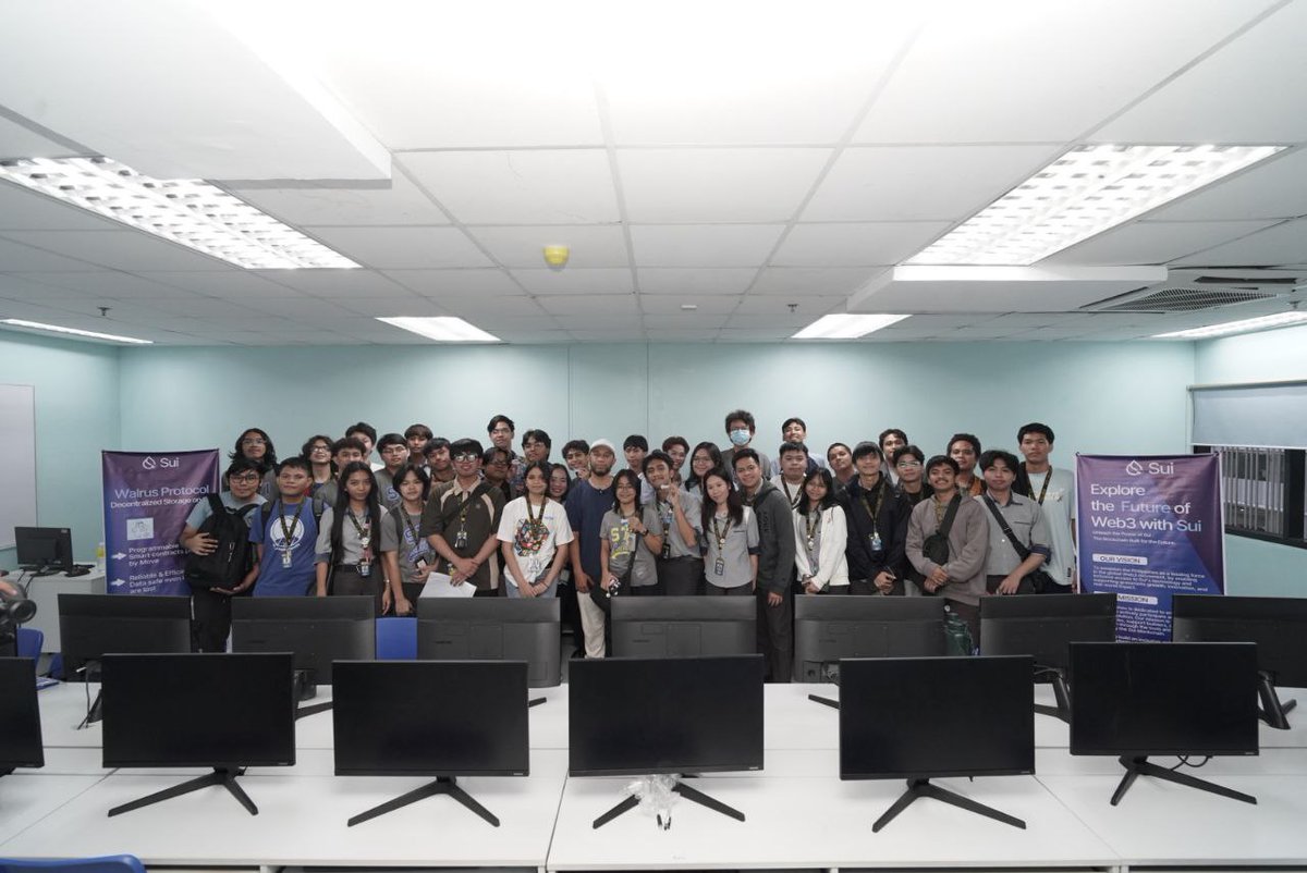 SuiCommunity_PH's tweet image. What an incredible day at MOVE IN CAMPUS - STI Cubao!

Huge thanks to all participants for the energy and passion you brought, to our passionate City Lead Imhel and to the whole Sui PH team for making this possible.

Together, we’re building more than projects, we’re building the…