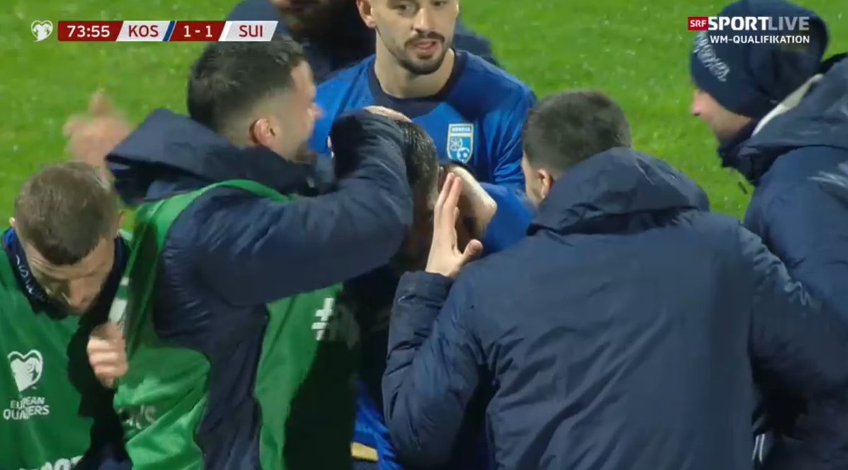 foet247europa's tweet image. Switzerland were all but assured of a place at the World Cup but completed the job with a 1-1 draw away to Kosovo, Rubén Vargas scoring for the opener for Murat Yakın&apos;s men. #KOSSUI #WCQ2026