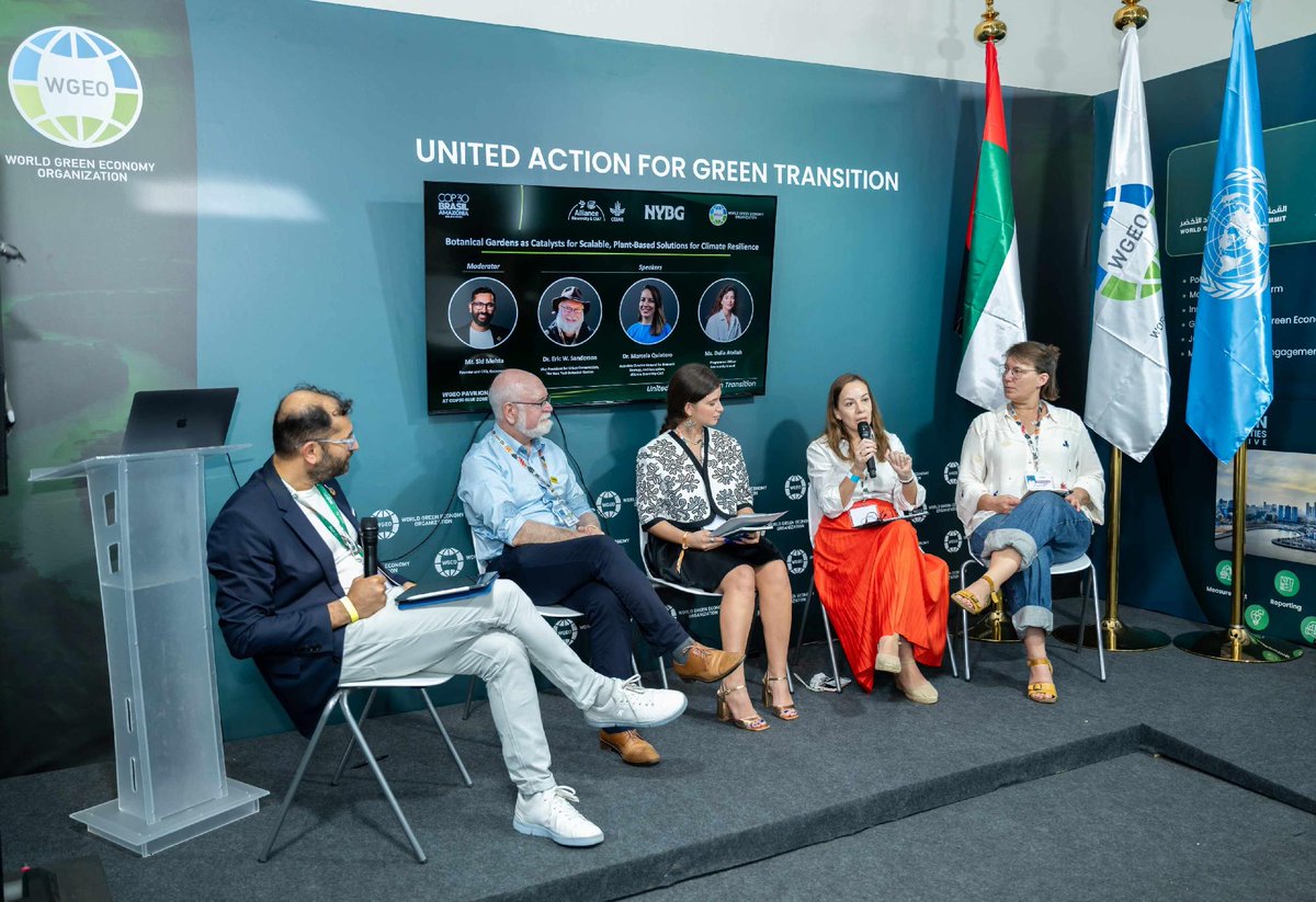 BiovIntCIAT_eng's tweet image. At #COP30, we hosted two inspiring sessions with @MarceQuinteroT and @HuynhTh57193102, showcasing how 💰 finance, 👩‍🌾 farmer leadership, 🔬 research, and 📚 policy innovation are driving real change for people and the planet.
👉 allbiociat.org/4oQ4Uyl