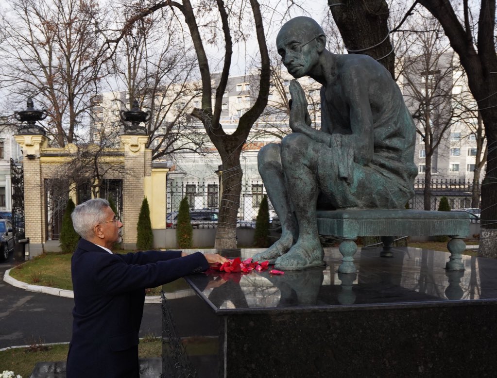 DrSJaishankar's tweet image. Paid my respects to Mahatma Gandhi in Moscow this morning. 

His ideals and teachings are more relevant than ever.