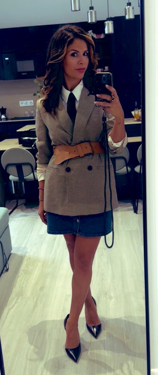 CastherLaura's tweet image. 🎙️Hoy toca día de entrevista. 

#periodismo #comunicacion #proyectos