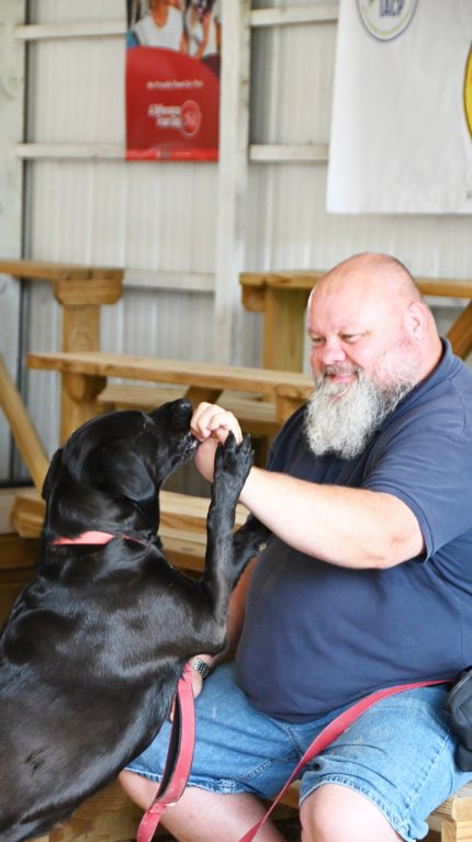 84DogsHelp's tweet image. Service dogs give disabled veterans physical support, boost independence, and improve daily life. Learn more about our programs and impact — visit workingdogsforvets.org/program-1. #VeteransSupport #ServiceDogs #Independence #MentalHealthSupport