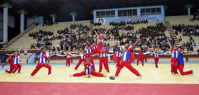 IPVCE_PinardelR's tweet photo. Día de la Cultura Física  :Muchas felicidades para los profesores del #IPVCEFedericoEngels
Es la oportunidad perfecta para reconocer el valor del movimiento, la salud y el deporte como caminos hacia una vida plena. https://t.co/5cf8QFRi5u