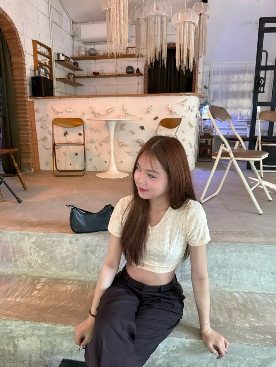 aaahC ttilA tweet media