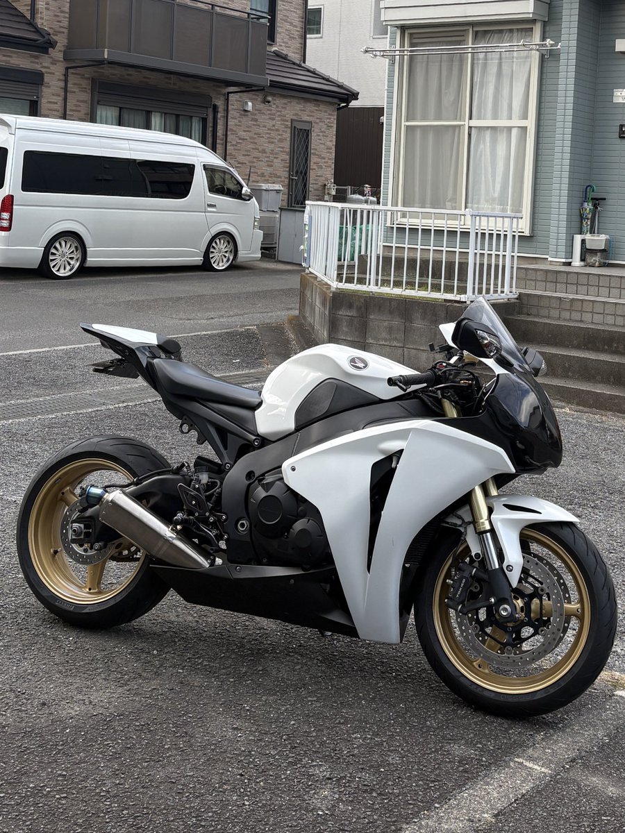cb400sfffff's tweet photo. サブアンダーは絶対付けるべき https://t.co/yfaHPciy6W