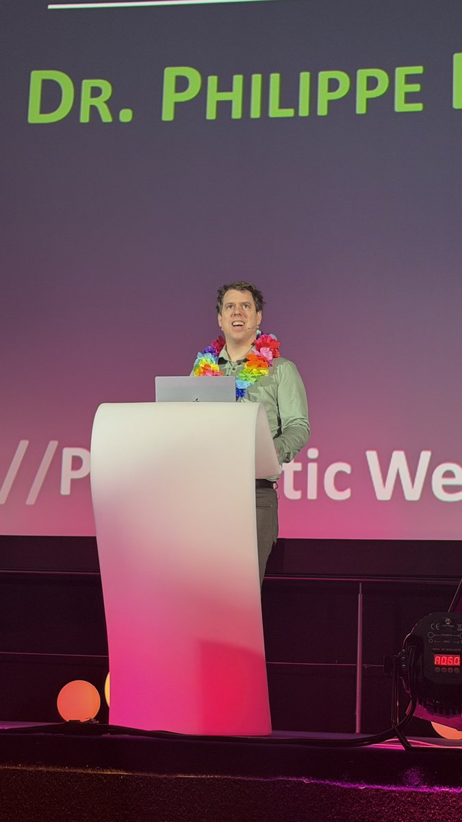 jsPolandConf's tweet image. Packed session at #jsPolandConf with Dr. Philippe De Ryck breaking down OAuth 2.0 security in frontends—vital advice for building safer JS apps! #WebSecurity #OAuth #JavaScript