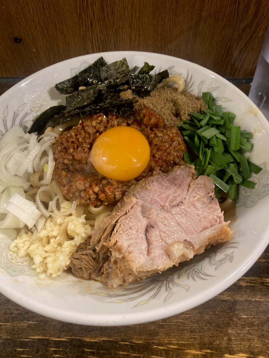 ぶたけん2nd。（津田沼）。限定D台湾まぜそば1250円。 ちょっと高いな