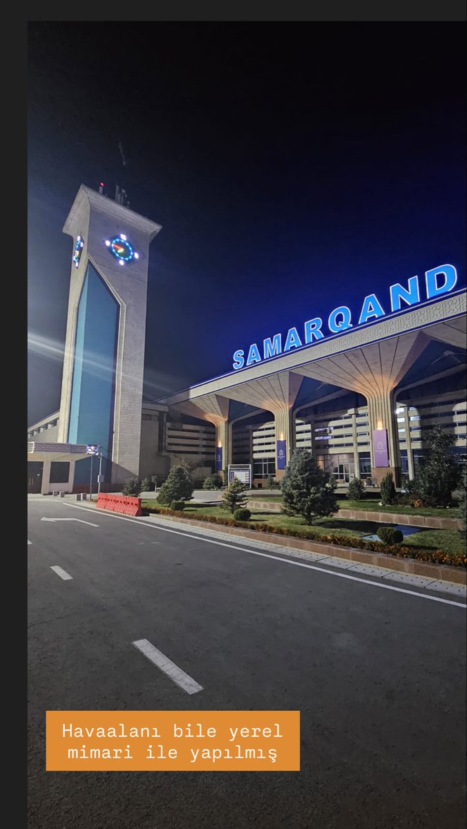 Semerkant Havalimanında bile yerel mimari kullanılmış. Yerelliğe ve özgünlüğe çok önem veriyor Özbekistan. İnşallah bozulmazlar. #semerkand #özbekistan