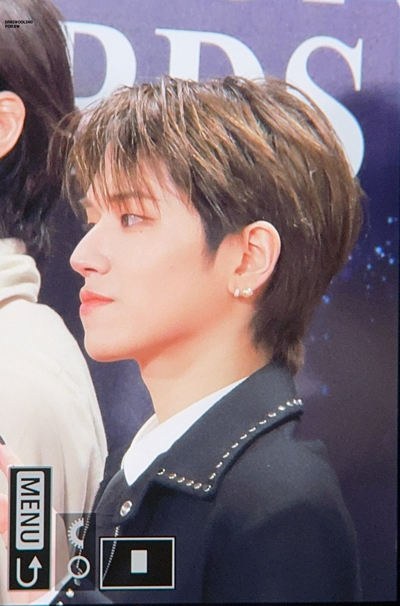 Dariwooling tweet media