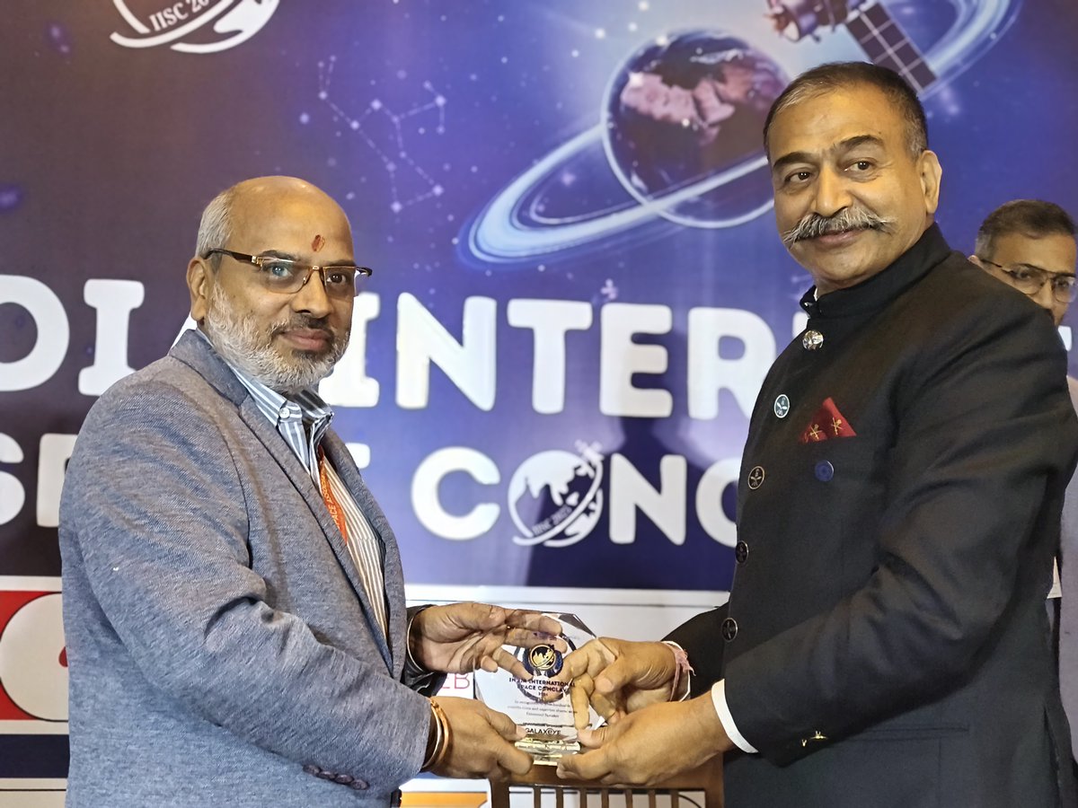 ISpA_India's tweet image. Thank you to Dr. Sudheer Kumar (Former Director-CBPO, ISRO HQ) for chairing and moderating this crucial session on launch vehicles and propulsion.  @isro #IISC