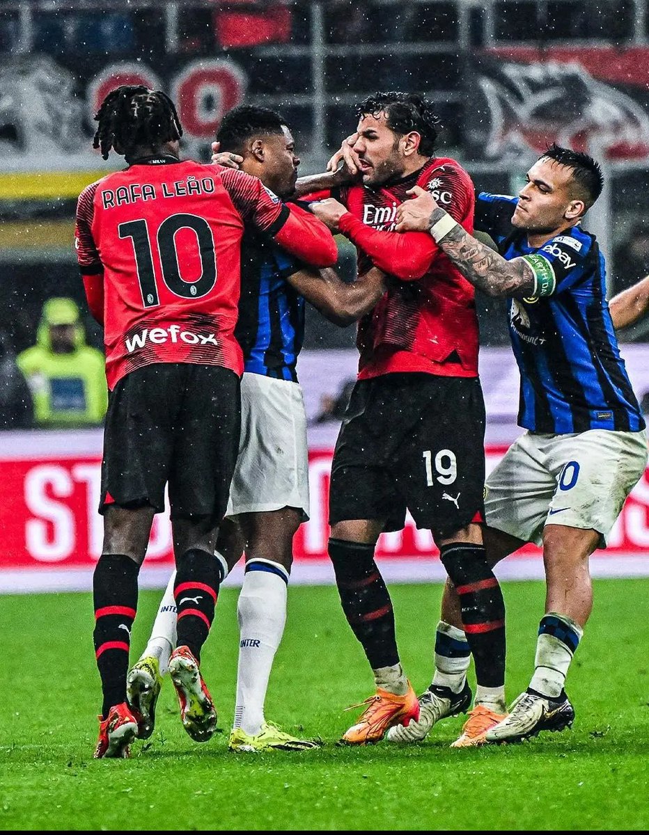 eac__00's tweet image. Ci hanno tolto tutto