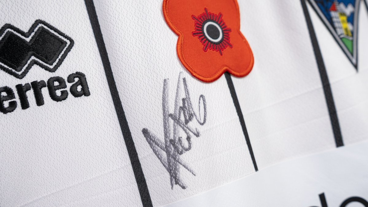 officialdafc's tweet image. You can now bid on 3 #DAFC @poppyscotland shirts following our match with St Johnstone. 

Up for grabs are goalscorer Andrew Tod, vice captain Chris Hamilton and a fully squad signed shirt. 

Bid now➡️ tinyurl.com/2tkzar2d