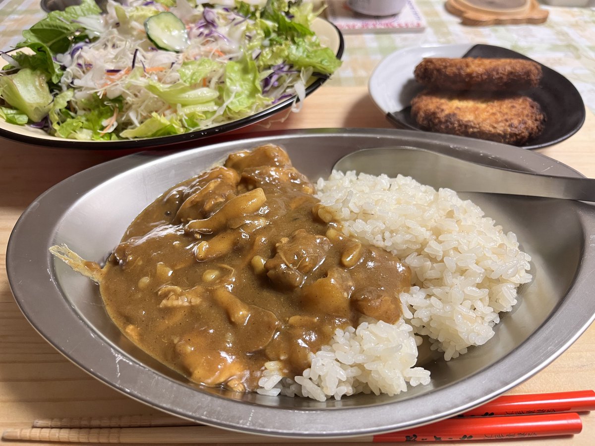 _tycoh's tweet image. 夕餉はカレーです。