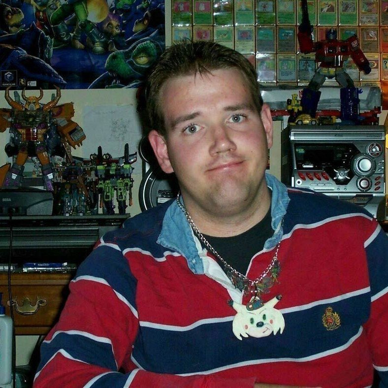 Amazon really trying to sell me the Chris Chan shirt