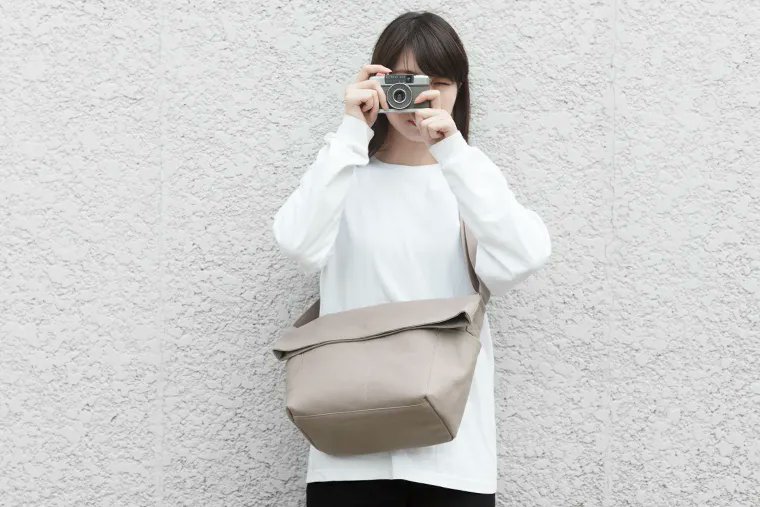 monogram_cp's tweet image. 【特別価格】「帆布カメラバッグ POSTMAN（全4色）」が期間限定の10%OFFの定価 16,500円（税込）→14,850円（税込）に！現在全４色の在庫ありますのでお好みのカラーからお選びください♪（11/30（日）まで）
camepstore.com/?pid=143264051