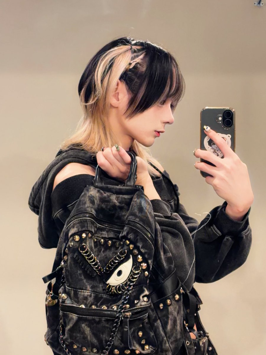 doku_mil's tweet image. これが生き方と言えば何も言えまい