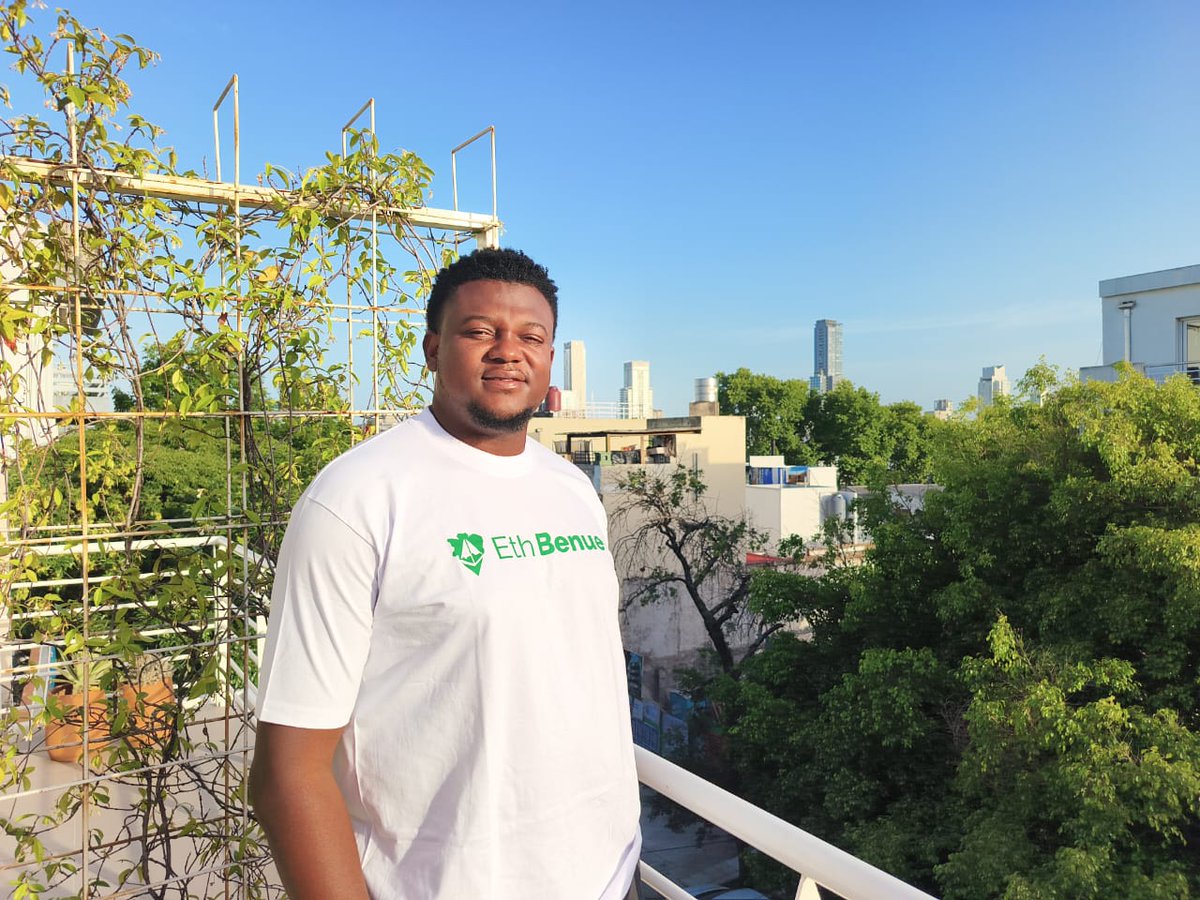 scarfacedoteth's tweet image. Stepping out today at @EFDevcon Argentina repping @EthBenue with pride 🇦🇷

From the Middle Belt straight to the global @Ethereum stage, it’s beautiful to see how far our community has come.

We’re not just here to attend; we’re here to learn, contribute, and show the world the…