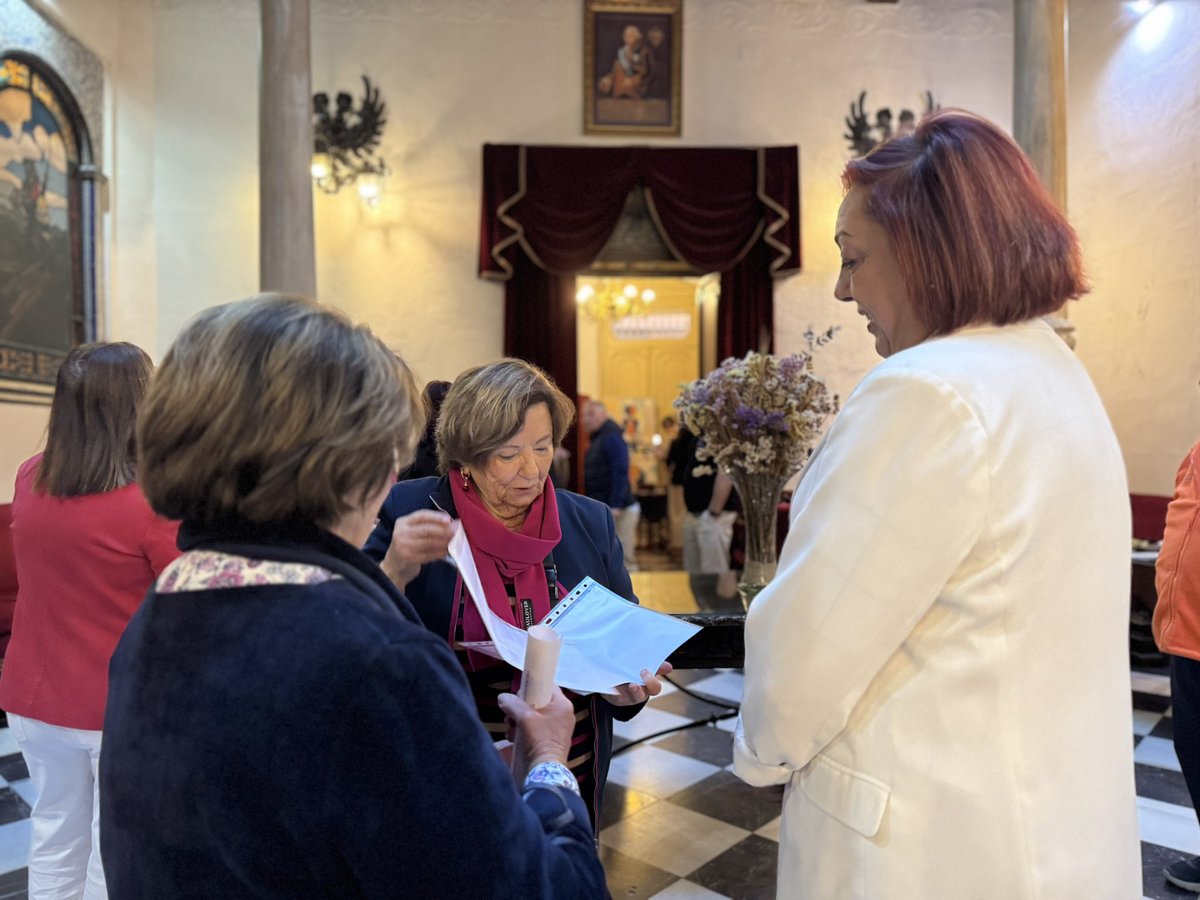 Chiru_Cartagena's tweet image. 📹 Presentación del vídeo de @APICESCT “Historias poderosas” ❤️

Gran trabajo de ÁPICES por este encuentro donde se narra la experiencia vital y se da voz a quienes, con valentía, han decidido contar su historia de superación e inclusión 🫂