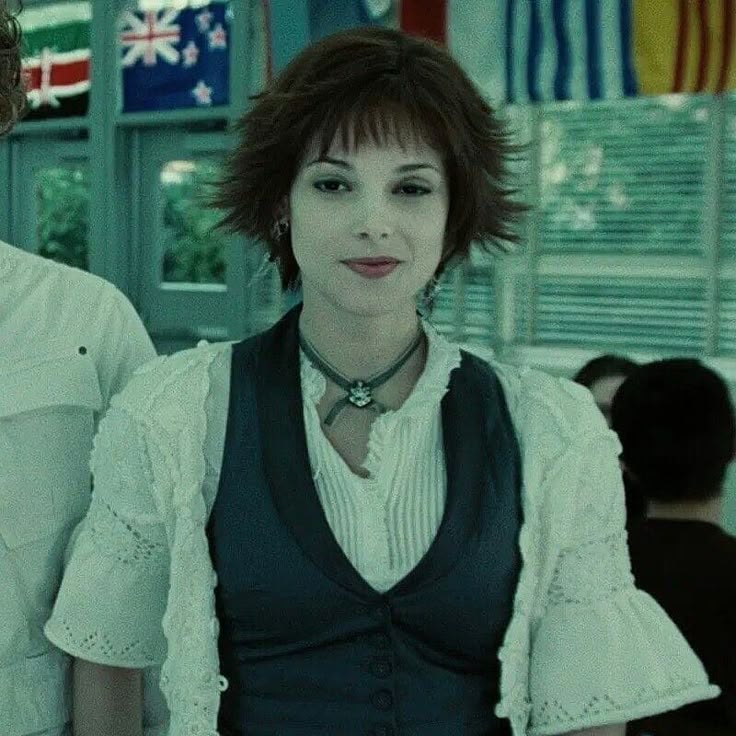 cunthyeonn's tweet image. he&apos;s straight from alice&apos;s womb