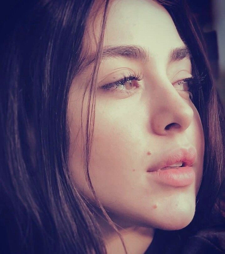 له عليّ اني (أحبه ) للنهاية 
عاد مدريّ وين حُبه ينتهي بيّ!!
#شعور_اللحظه