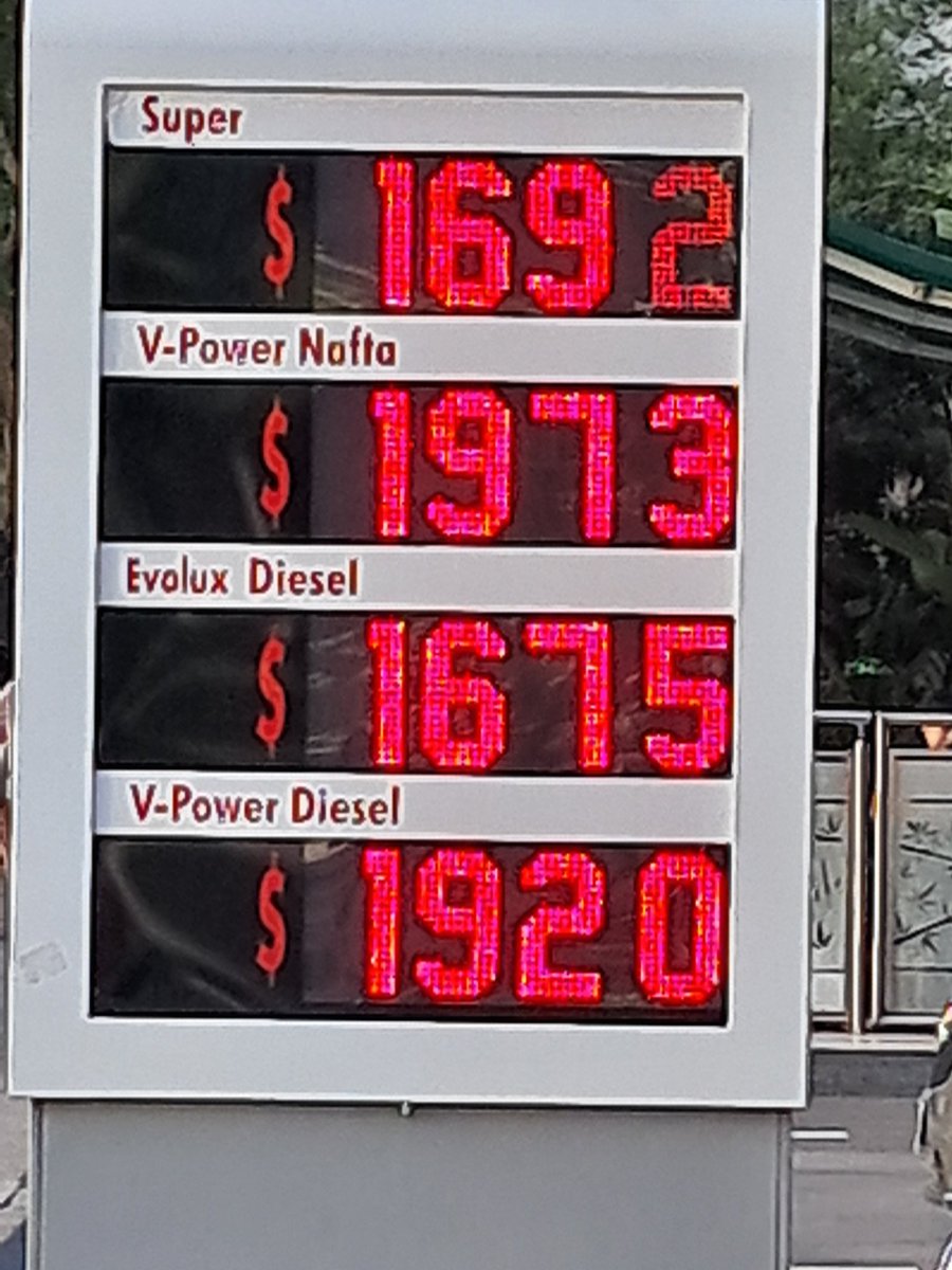 Bajó el dolar, bajó el petróleo pero la nafta no para de subir y acá en Rosario ya araña los 2 mil. Linda recomposición de márgenes están metiendo. El Estado chocho porque recauda más y encima, como no utiliza los fondos en obras viales, va todo a financiar gastos corrientes.