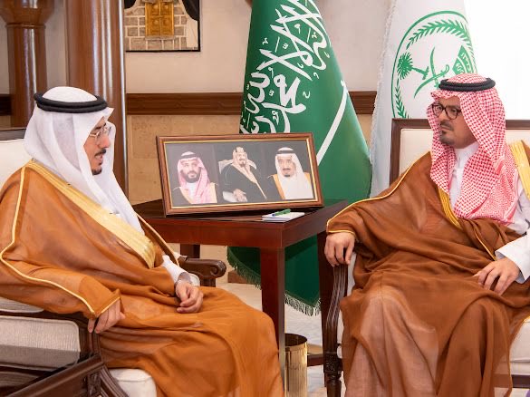 نائب أمير منطقة #مكة_المكرمة يستقبل المدير التنفيذي للهيئة الدائمة المستقلة لحقوق الإنسان 
<a href="/makkahregion/">إمارة منطقة مكة المكرمة</a> 
<a href="/OIC_IPHRC/">OIC-IPHRC</a> 
<a href="/_hadialyami/">Dr.Hadi Alyami</a> 
#UNAOIC 

una-oic.org/?p=58479