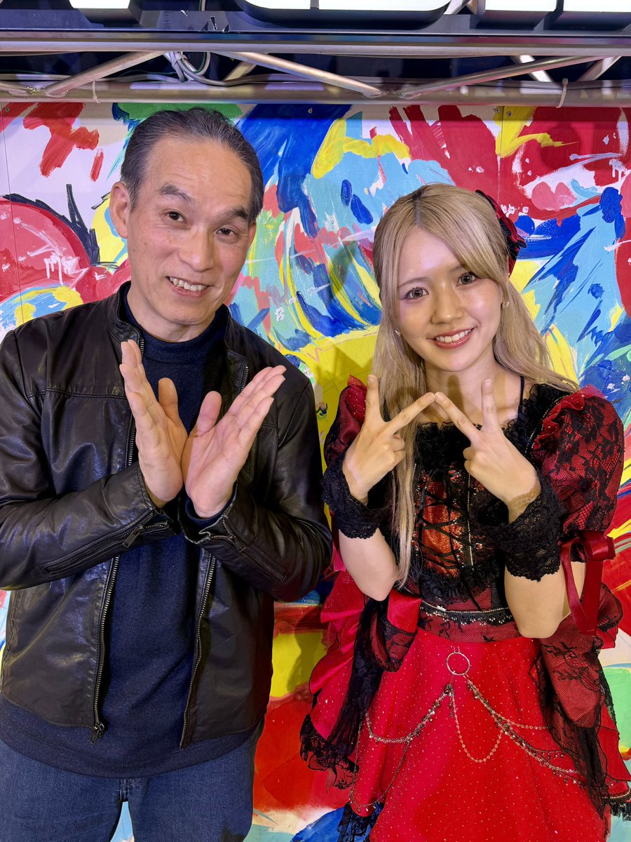 Ryomarux's tweet image. #MyDresscode 1stシングル『正しいワタシの口説き方』リリイベ ヴィレッジヴァンガード渋谷本店
♪ Sweet Smile Magic
♪ 脳内妄想愛してる♡
♪ エライ！×3
♪ 正しいワタシの口説き方
新衣装初見！鮮やかな赤がインパクト強い
特典会はのんたんと2ショ
先週はイジワルしてごめんね😉
#マイドレ