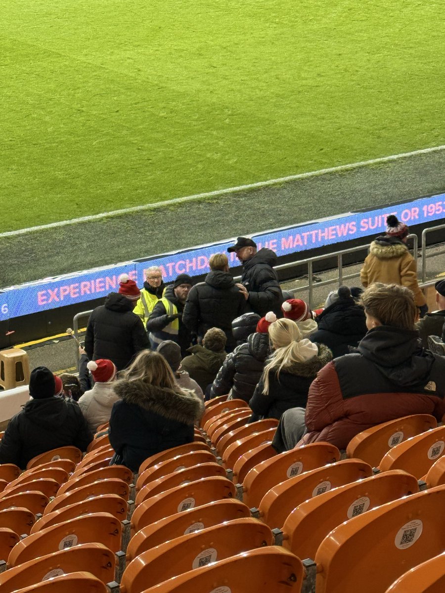 Enjoyable second half at Bloomfield Road last night watching the u18s. The first half was spent watching grown men 3 shandies in nearly scrapping and being ejected AT AN U18 GAME. Sad dickheads
