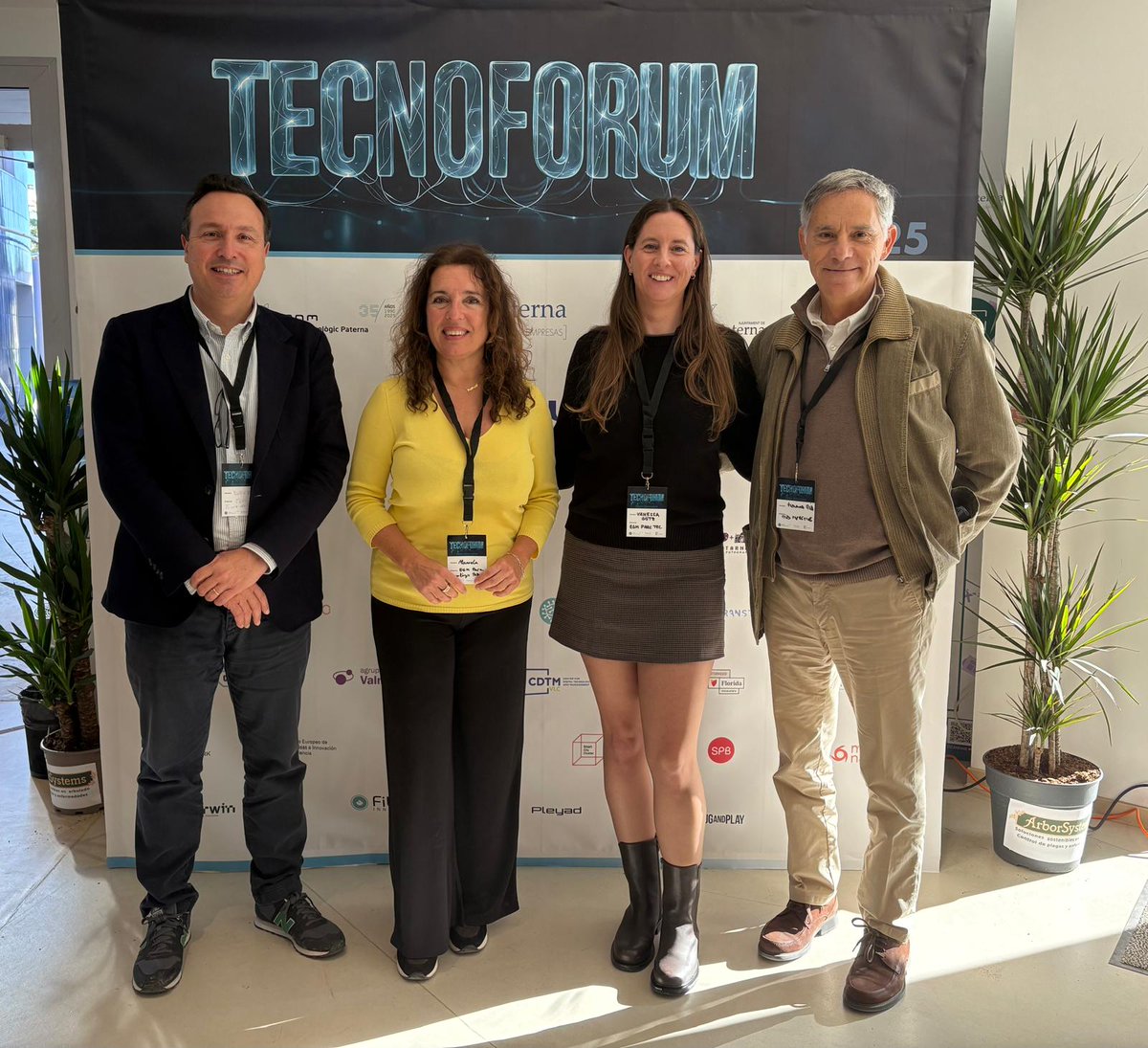 Esta mañana representantes de nuestra EGM, hemos asistido a la inauguración del Tecnoforum 📍. Una jornada de buenas prácticas, innovación💡y networking entre empresas de la <a href="/entidadPTV/">EGM Parc Tecnològic Paterna</a>🤝.
Celebramos iniciativas que impulsan la colaboración y el crecimiento empresarial.