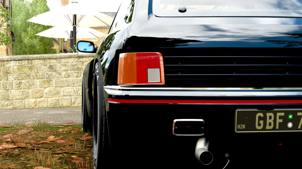 knt2345projectT's tweet image. 恐らくラリーだからと選ばれた205 Forza Editoin。他と比べて地味なFEだけどツラは完璧だし車高もかなり下がる。FH5ではここまで下がらないしツラ調整も多分未実装。こんなにキマってるのにFH4で終わるの勿体無い　　
#Forzahorizon4