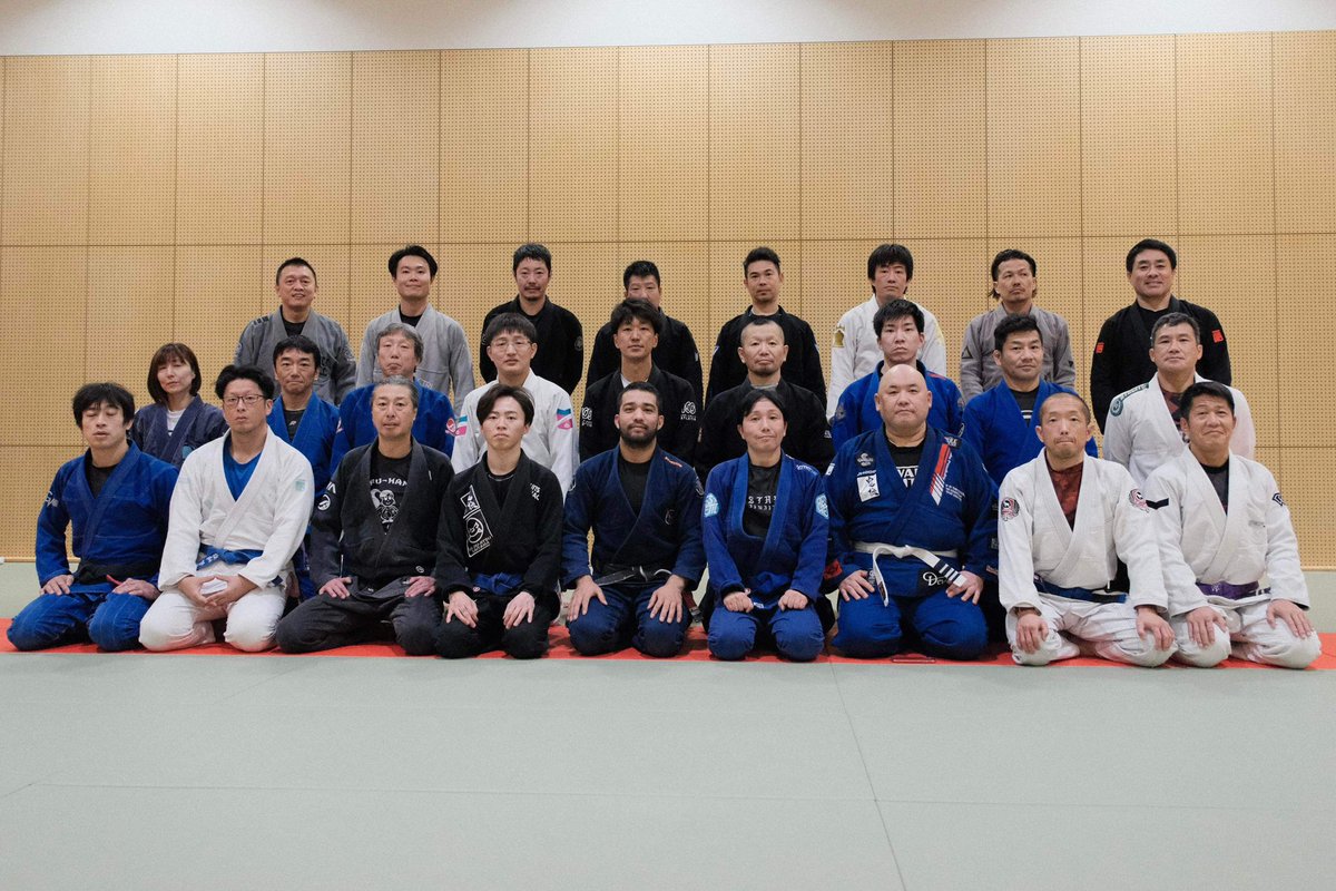 jiujitsu270's tweet photo. 来年1月からセミナーをやろうと思ってます！
日本中どこにでも行きます！🔥
セミナーには自信あるので興味ある道場は
是非連絡ください！🤝🏽
セミナーは10回以上やってます🙏🏻

よろしくお願い致します。
#拡散よろしくお願い致します https://t.co/IVpbKMVnO5