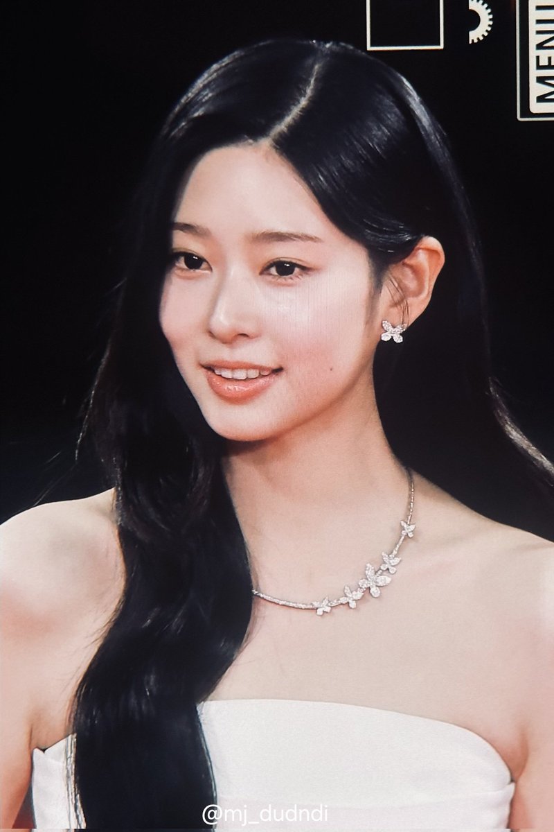 newskirts's tweet image. - #샤이닝.