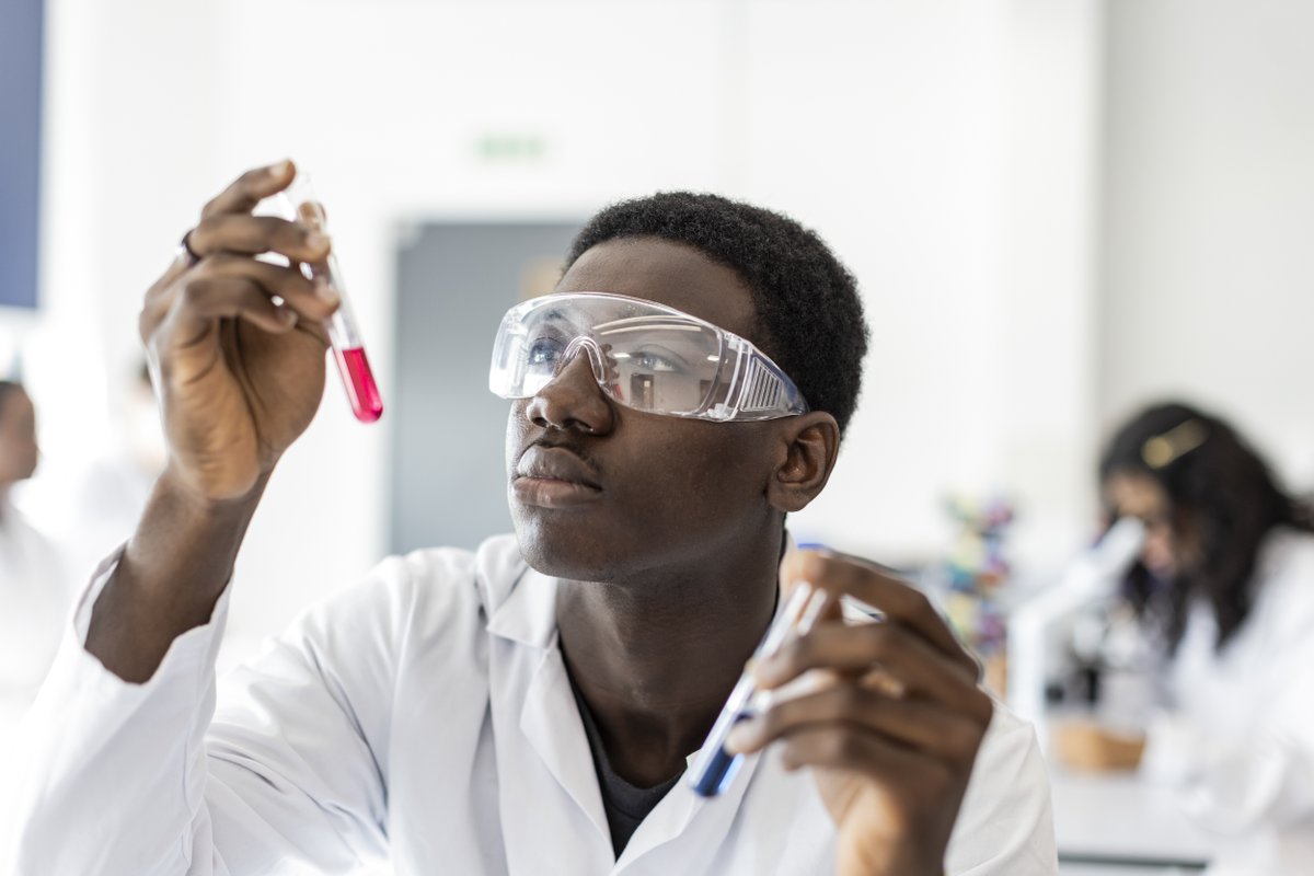 MulberryUTC's tweet image. ✨Happy #thinkUTC week!✨Fun facts:
-UTC students have more than doubled since 2018
-82% of UTCs were rated &apos;good&apos; or &apos;outstanding&apos; in 2024 
-UTC students are more than 2.5 times more likely to enter apprenticeships than the average nationally (Policy Exchange)
@BakerDearing