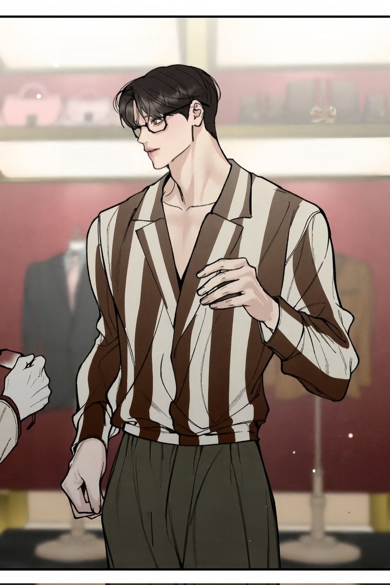 Alliceuo's tweet image. Yeonwu looks so good with glasses