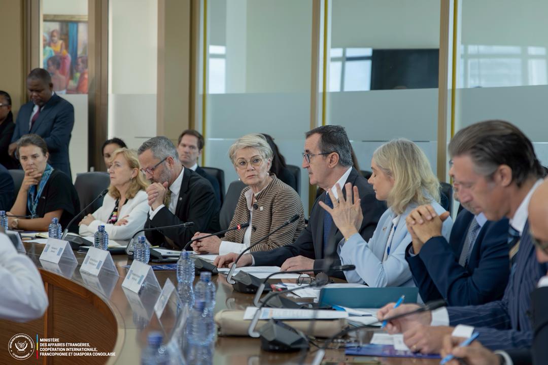 RDC_Minafet's tweet image. 🇨🇩🤝🇪🇺 Ce 19 novembre 2025, le Vice-Premier Ministre, Ministre des Transports, Voies de communication et Désenclavement, Jean-Pierre Bemba Gombo (@TransportsRDC), a procédé à l’ouverture du Dialogue de Partenariat RDC–UE. La Ministre d’État, Thérèse Kayikwamba Wagner…