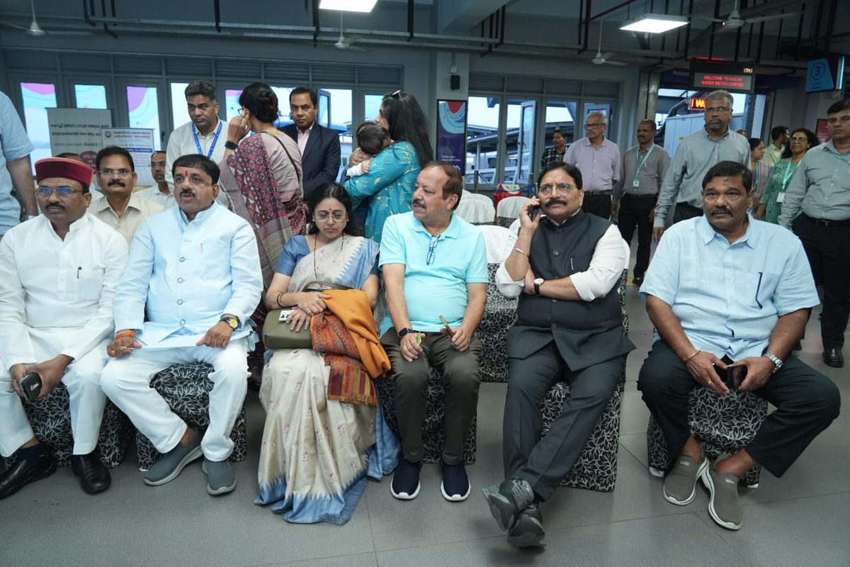 debashish_mla's tweet image. Delighted to be part of the Parliamentary Standing Committee on Housing &amp;amp; Urban Affairs Study Tour (2025‑26) in Kochi!  Experienced Kochi’s Water Metro , India&apos;s First! A game‑changer for urban transit. Here’s to greener cities! #KochiWaterMetro